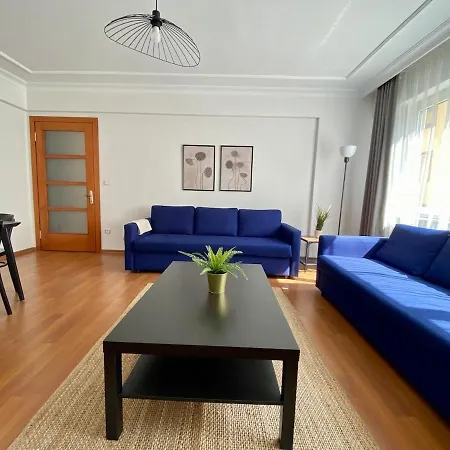 Appartement Location 3 Bedroom Flat - No6 *