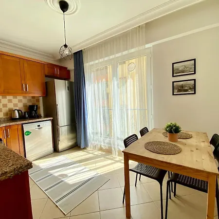 Appartement Location 3 Bedroom Flat - No6 *