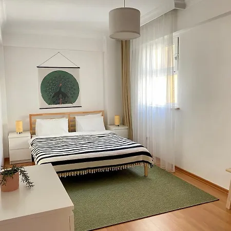 Location 3 Bedroom Flat - No6 아파트 *
