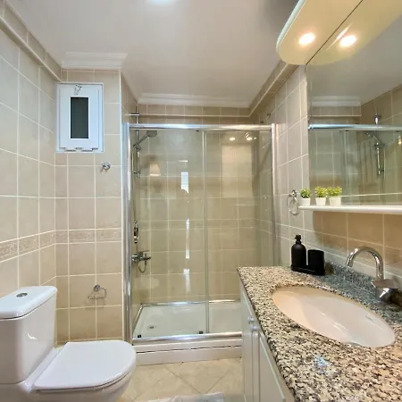 Location 3 Bedroom Flat - No6 아파트 *