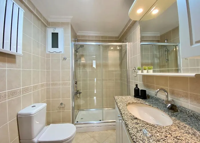 Location 3 Bedroom Flat - No6 아파트 *